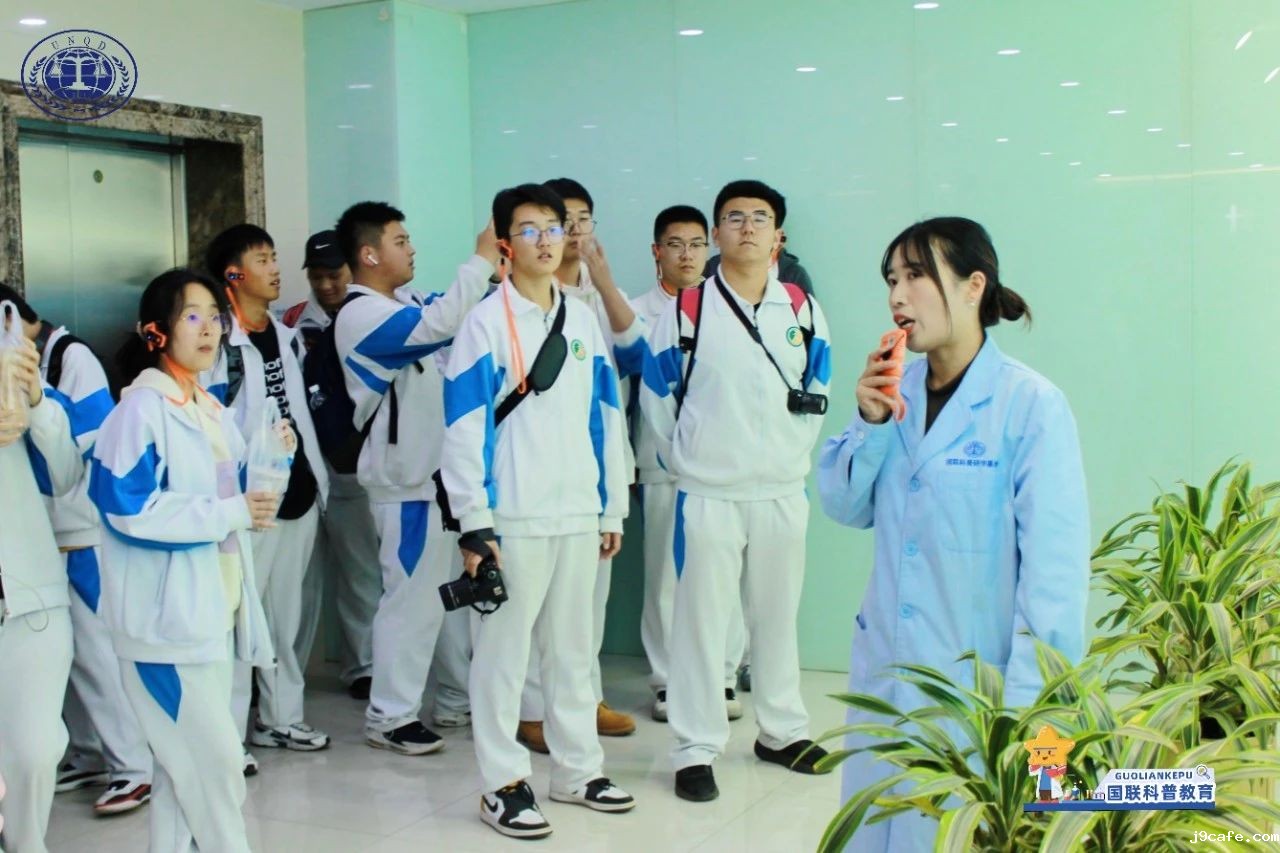 588d2ffdc61899389a10ef5bf8fd22b2 588d2ffdc61899389a10ef5bf8fd22b2