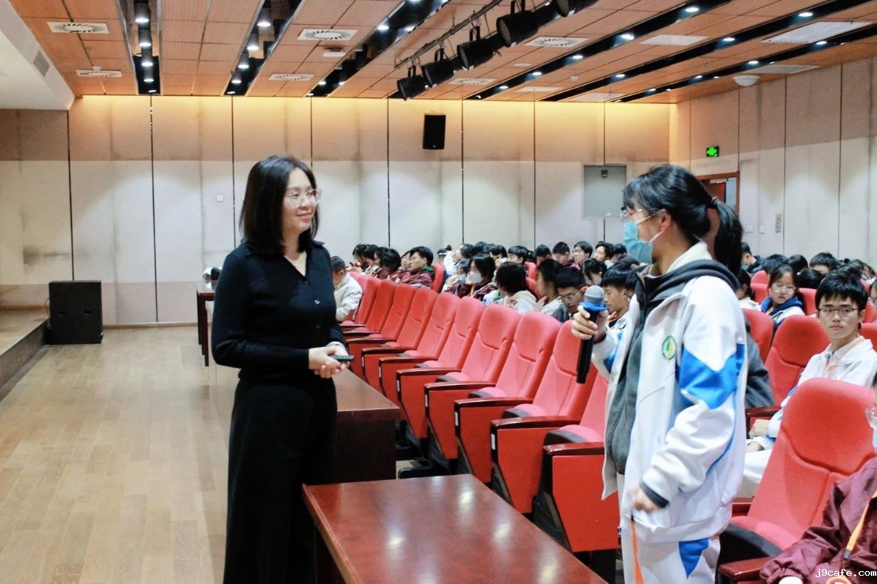 5fd999a6a8de40871e4153d956f5a288 5fd999a6a8de40871e4153d956f5a288