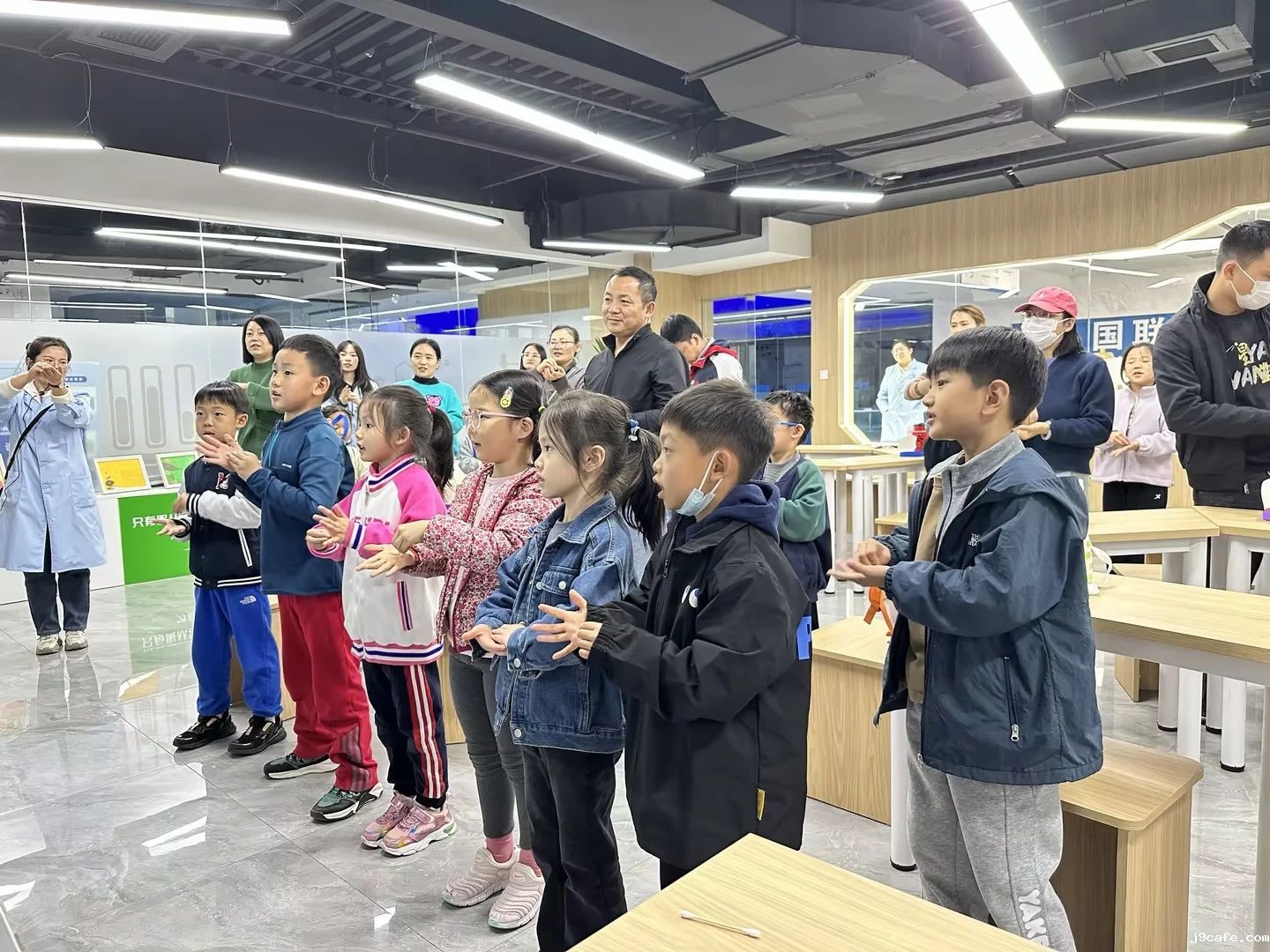 a0dcb8061440378f77ba3a60017e241f a0dcb8061440378f77ba3a60017e241f