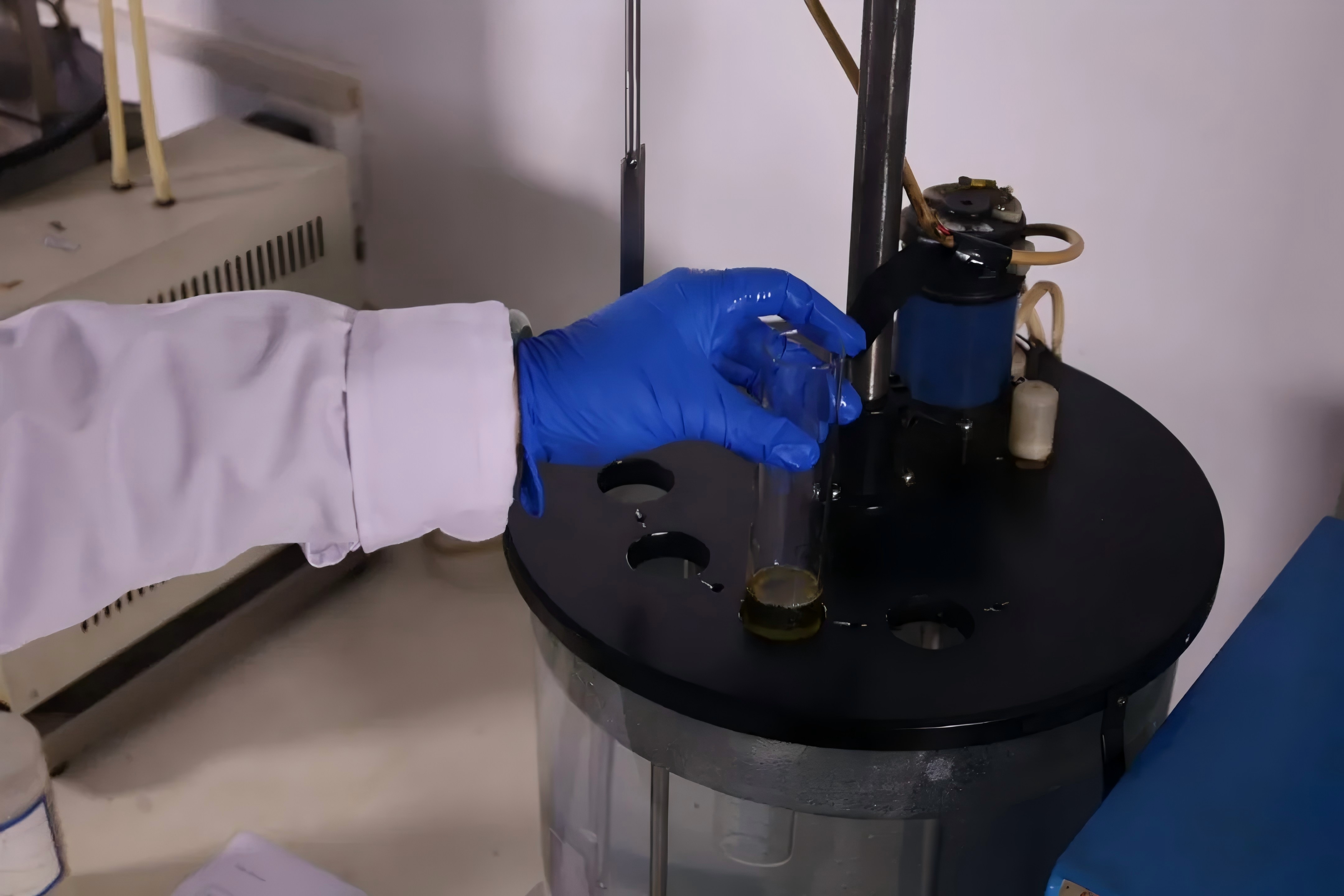 润滑油三大指标实拍 | 为设备稳定运行保驾护航